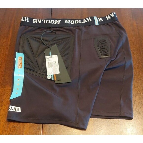 NWT Moolah Kicks Women's Black Padded Compression Shorts Size Large - Picture 1 of 5